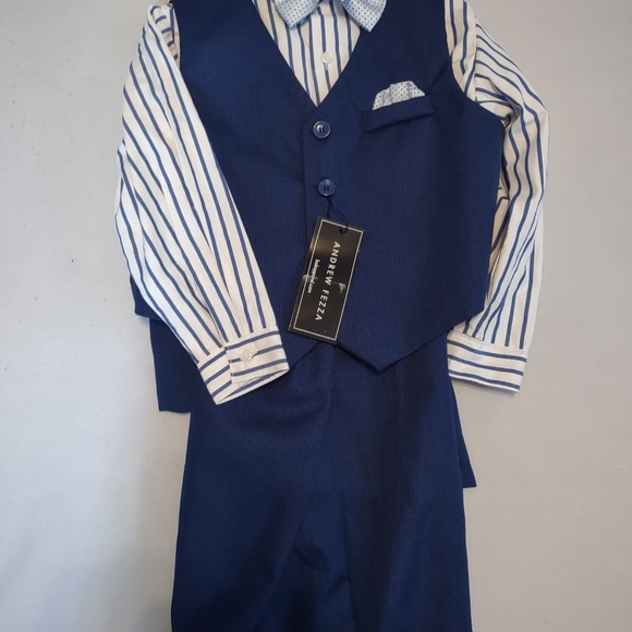 Toddler suit - Picture 2 of 2